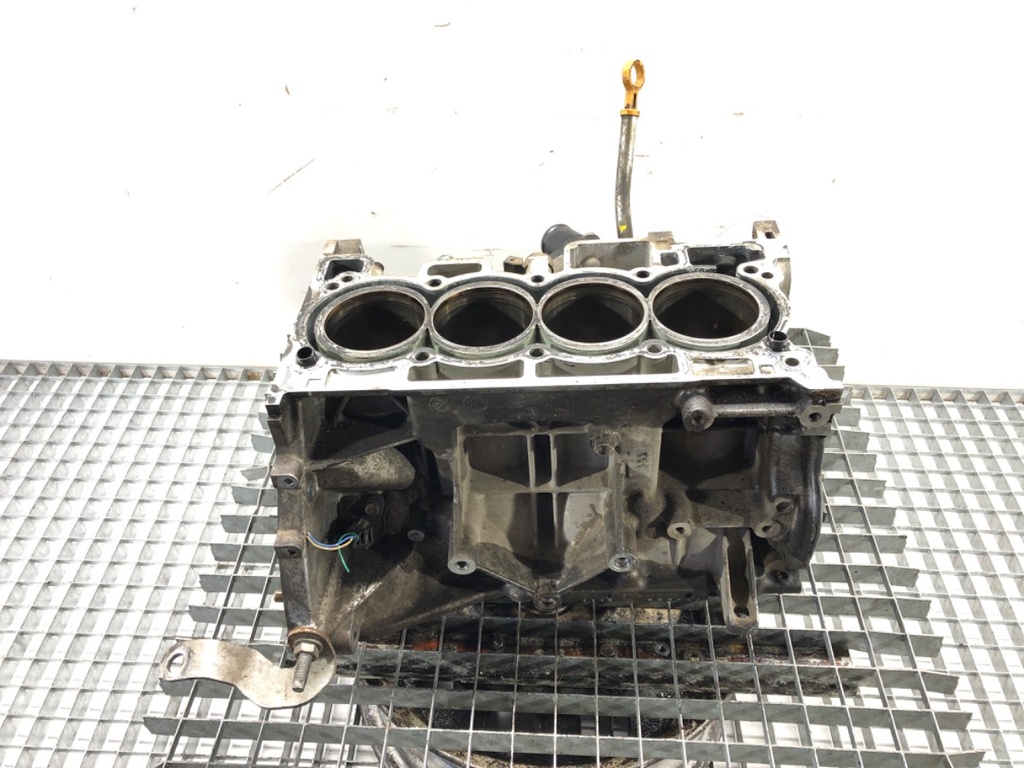 [STARK-596969] Bloque motor Nissan Qashqai / Qashqai +2 I (J10, NJ10, JJ10E) 1.6 2007-2013