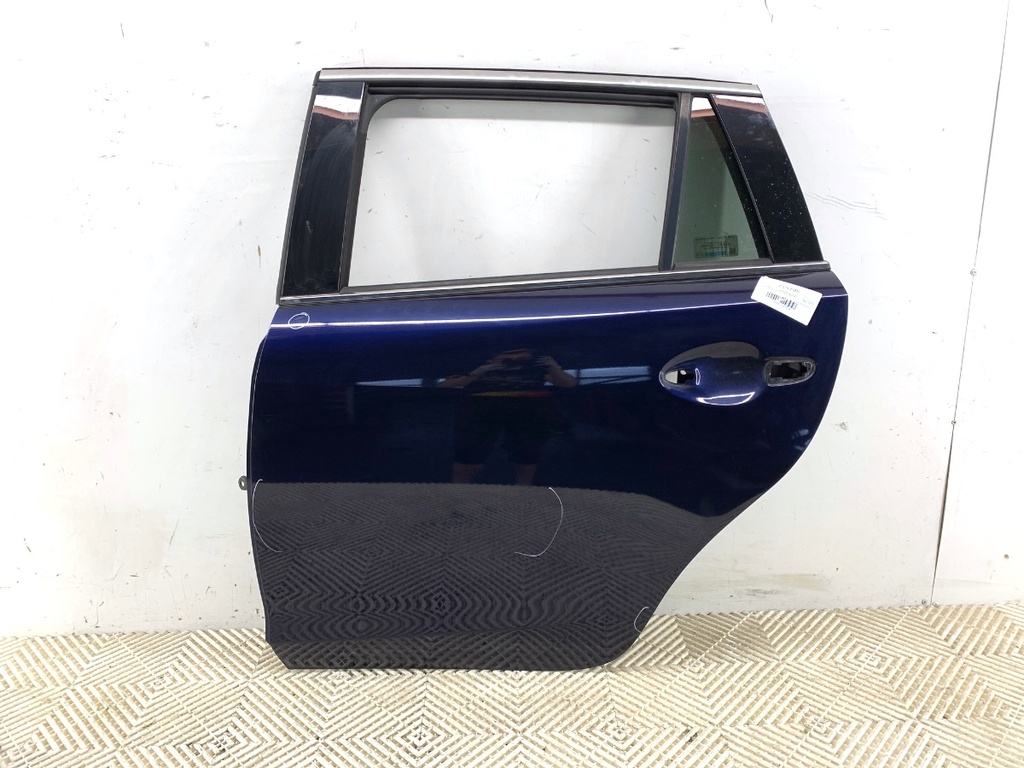 [STARK-715795] Puerta trasera izquierda Mazda 6 Kombi (GJ, GL) 2.2 D 129 kW