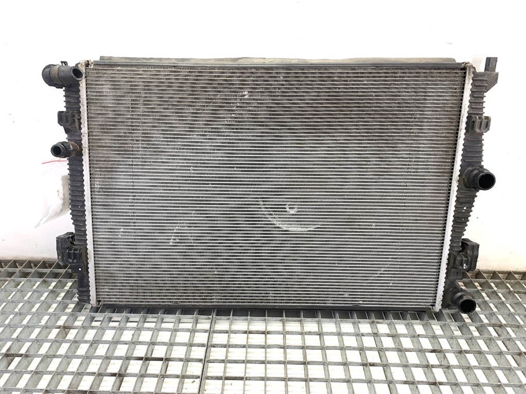 [STARK-922486] Radiador de agua VW Polo VI (AW1, BZ1, AE1) 1.0 TSI 70 kW 2017-2022