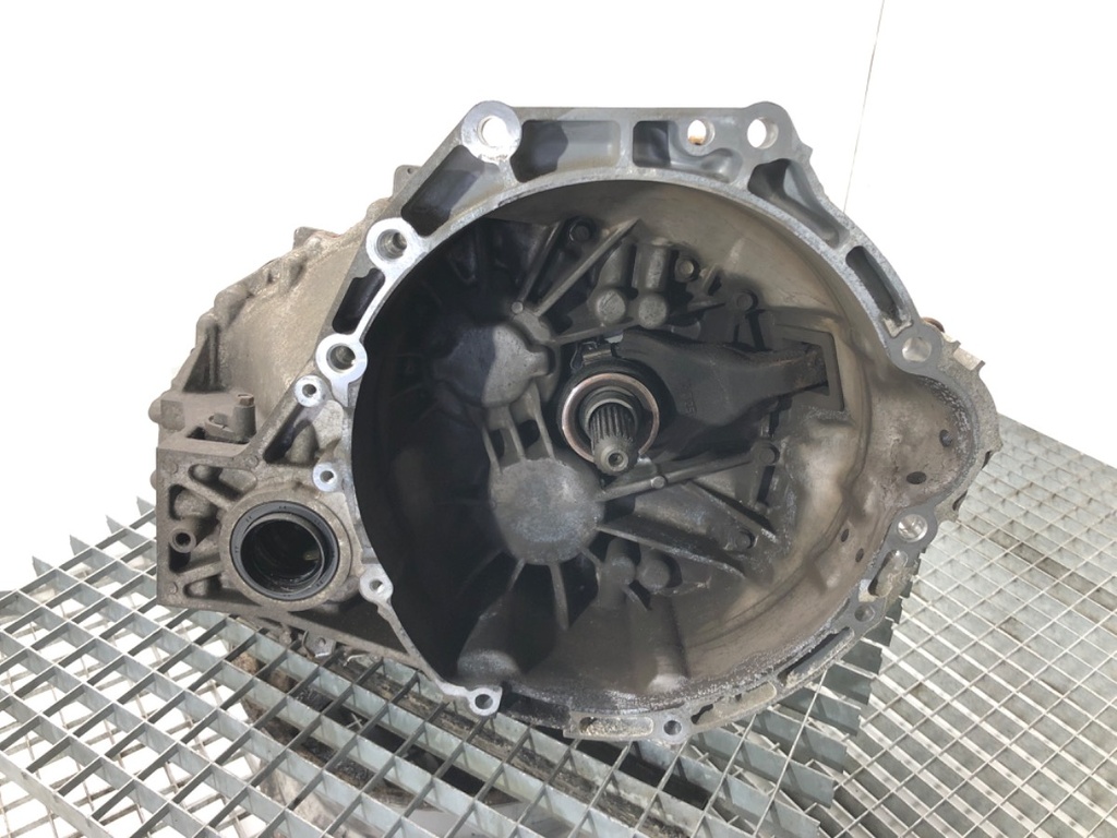 [STARK-585958] Caja de cambios Toyota Auris Kombi (_E18_) 1.6 D4-D (WWE185_) 82 kW 2015-2018