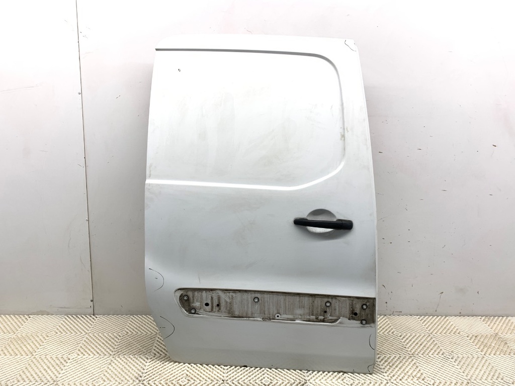 [STARK-778884] Puerta trasera derecha CITROEN BERLINGO (B9) 1.6 BlueHDi 100 73 kW 2014-2022