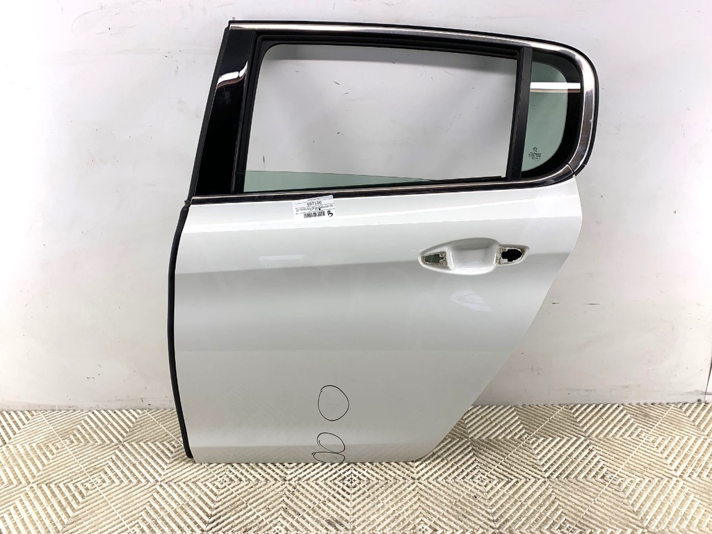 [STARK-697100] Puerta trasera izquierda PEUGEOT 308 II (LB_, LP_, LW_, LH_, L3_) 2013-2021