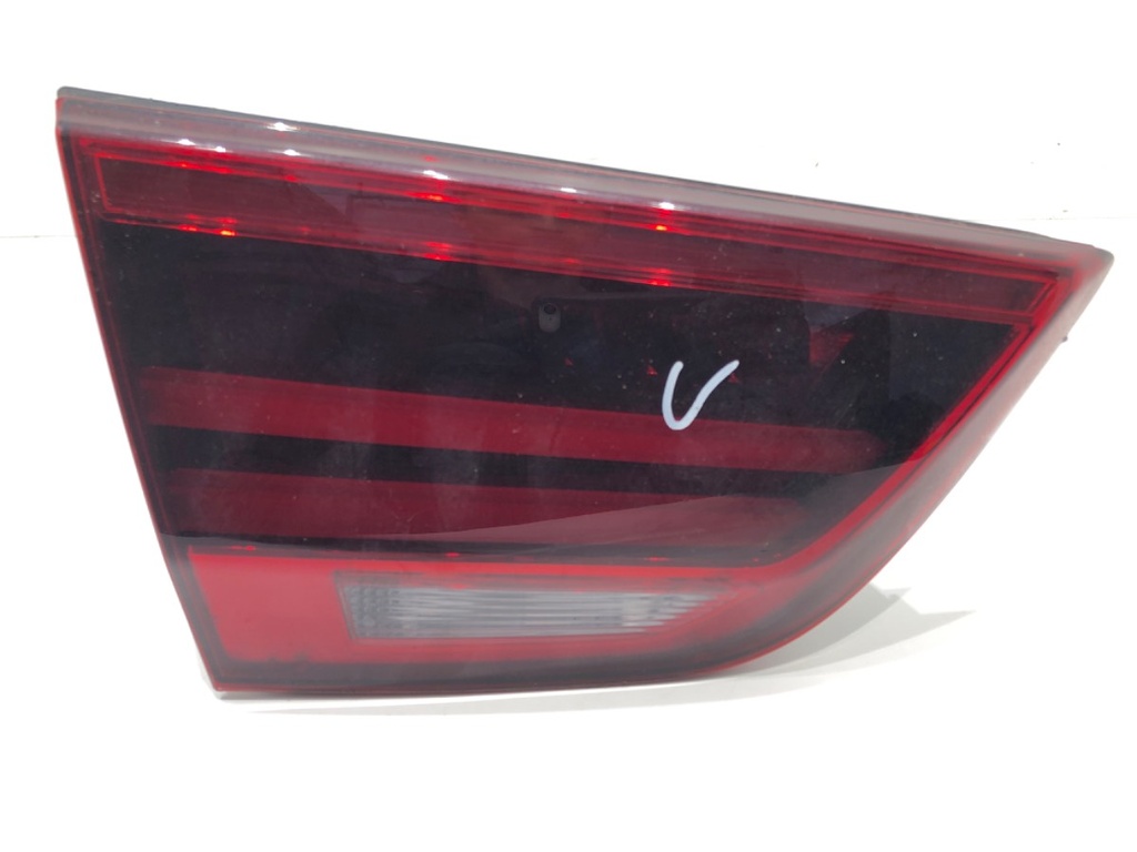 [STARK-586281] Piloto trasero izquierdo BMW Serie 3 Gran Turismo (F34) 318d 2015-2022