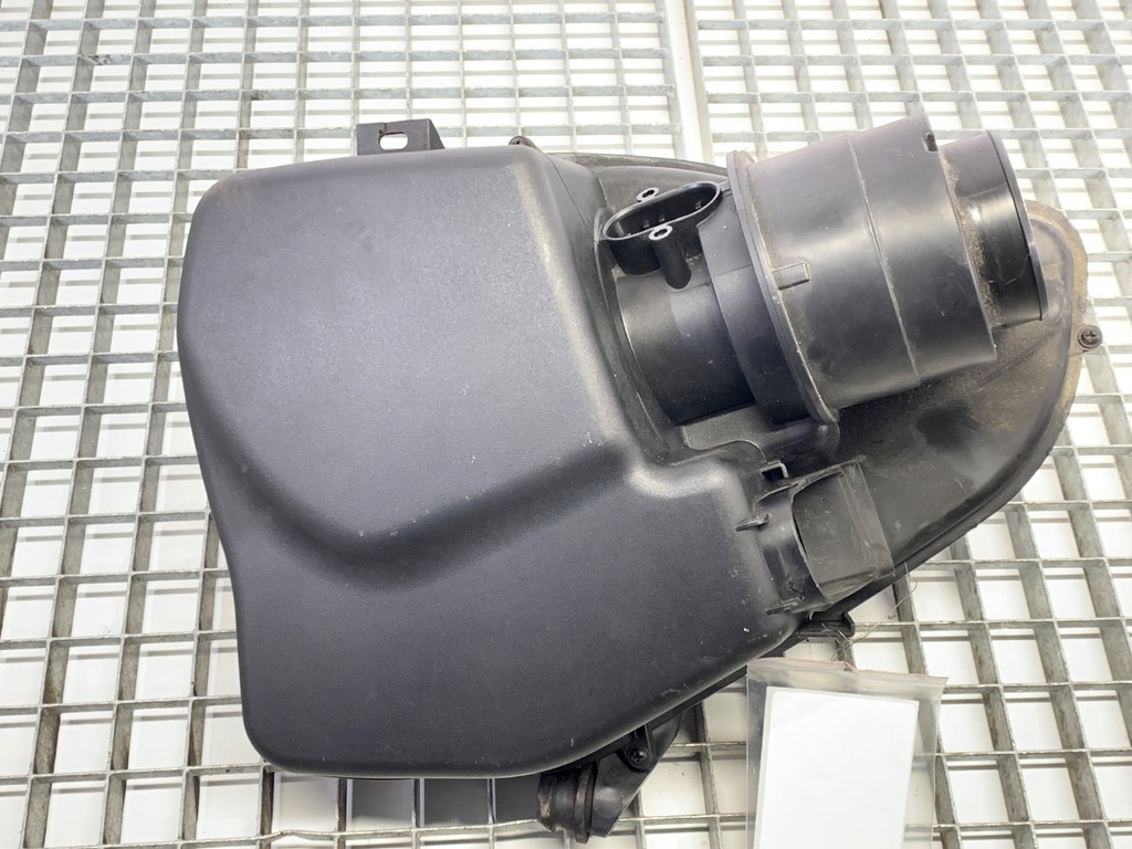 [STARK-784231] Caja de filtro de aire OPEL Astra K (B16) 1.4 Turbo 110 kW 150 CV 2015-2022