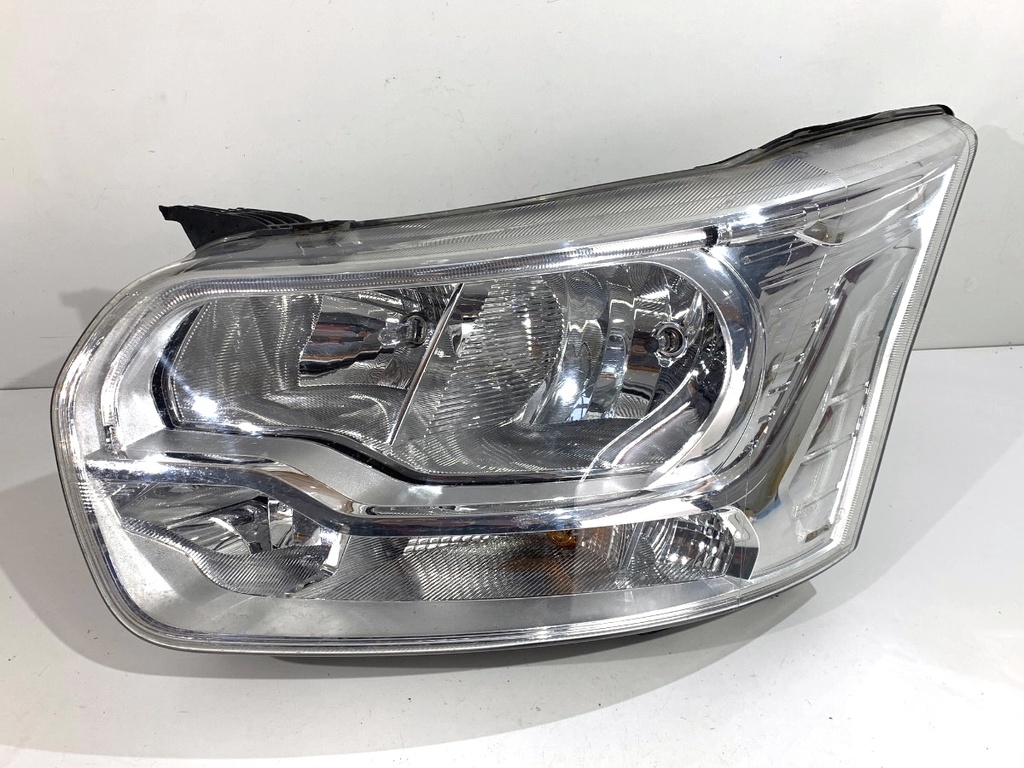 [STARK-837390] Faro delantero izquierdo Ford Transit V363 Autobus 2013-2022
