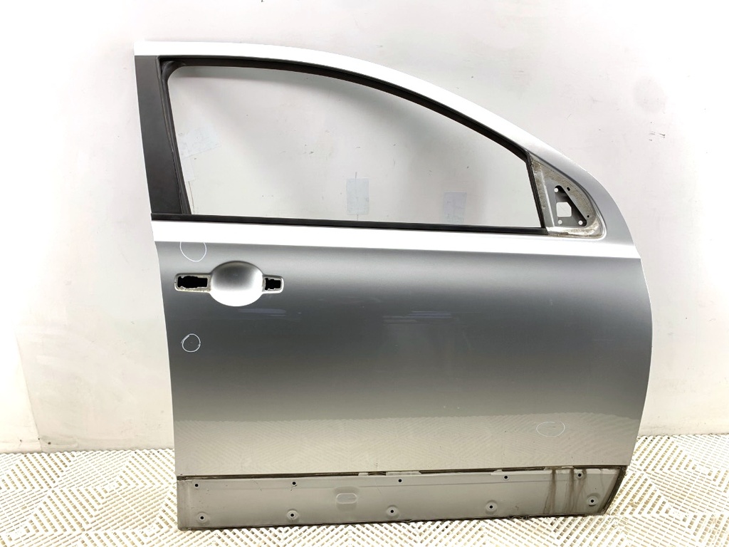 [STARK-797473] Puerta delantera derecha NISSAN QASHQAI / QASHQAI +2 I (J10, NJ10, JJ10E) 2006-2014