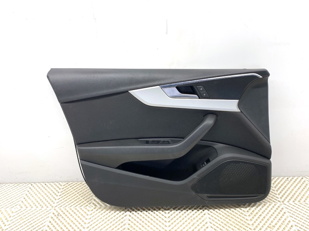 [STARK-796015] Panel de puerta delantero izquierdo Audi A4 B9 Avant (8W5, 8WD) 2.0 TDI 110 kW 2015-2025