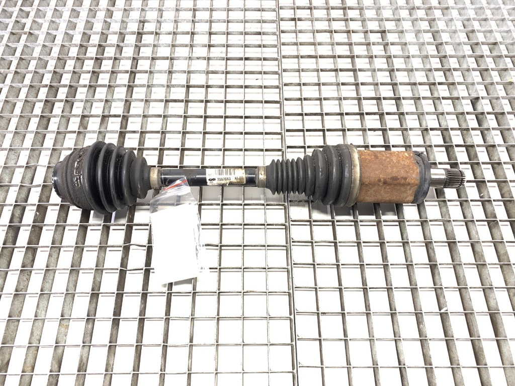 [STARK-803462] Semieje delantero izquierdo BMW Serie 3 (F30, F80) 2011-2018