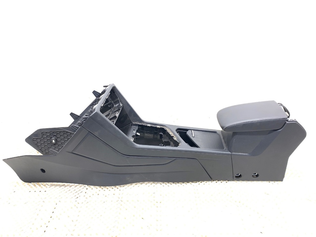 [STARK-811901] Reposabrazos VW Tiguan (AD1, AX1) 2016-2022