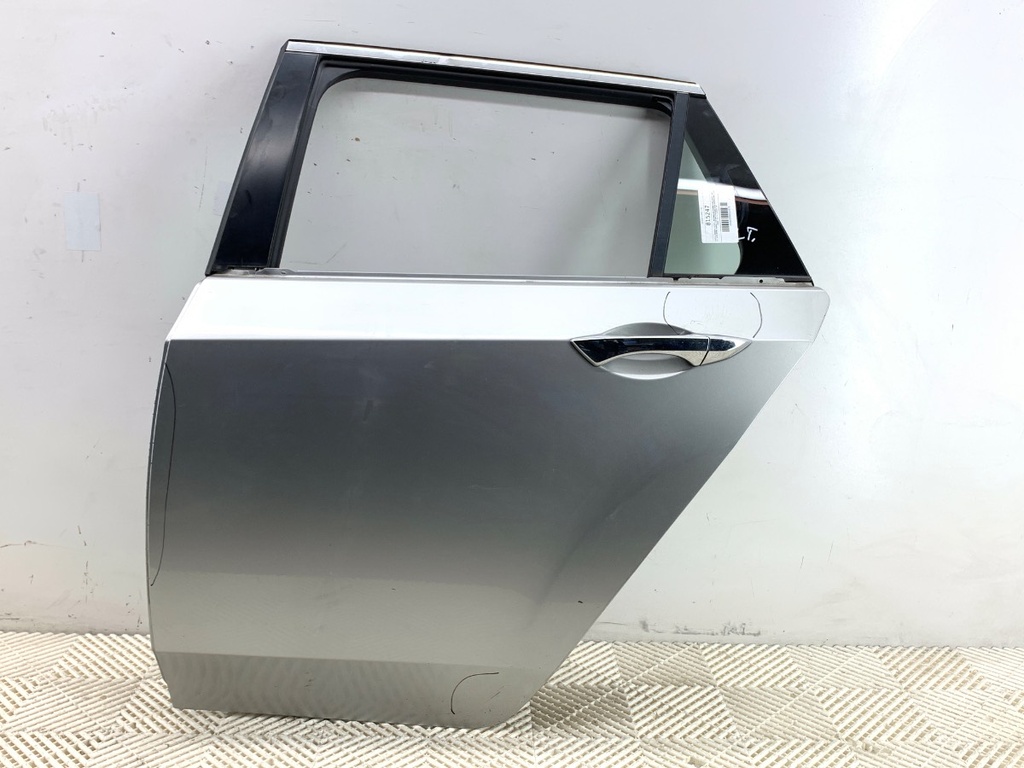 [STARK-815247] Puerta trasera izquierda HONDA ACCORD VIII Kombi (CW) 2008-2022