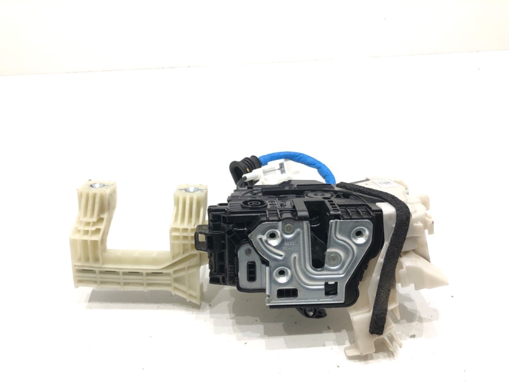 [STARK-817153] Cerradura de puerta delantera derecha HYUNDAI ELANTRA VII (CN7) 2020-2022