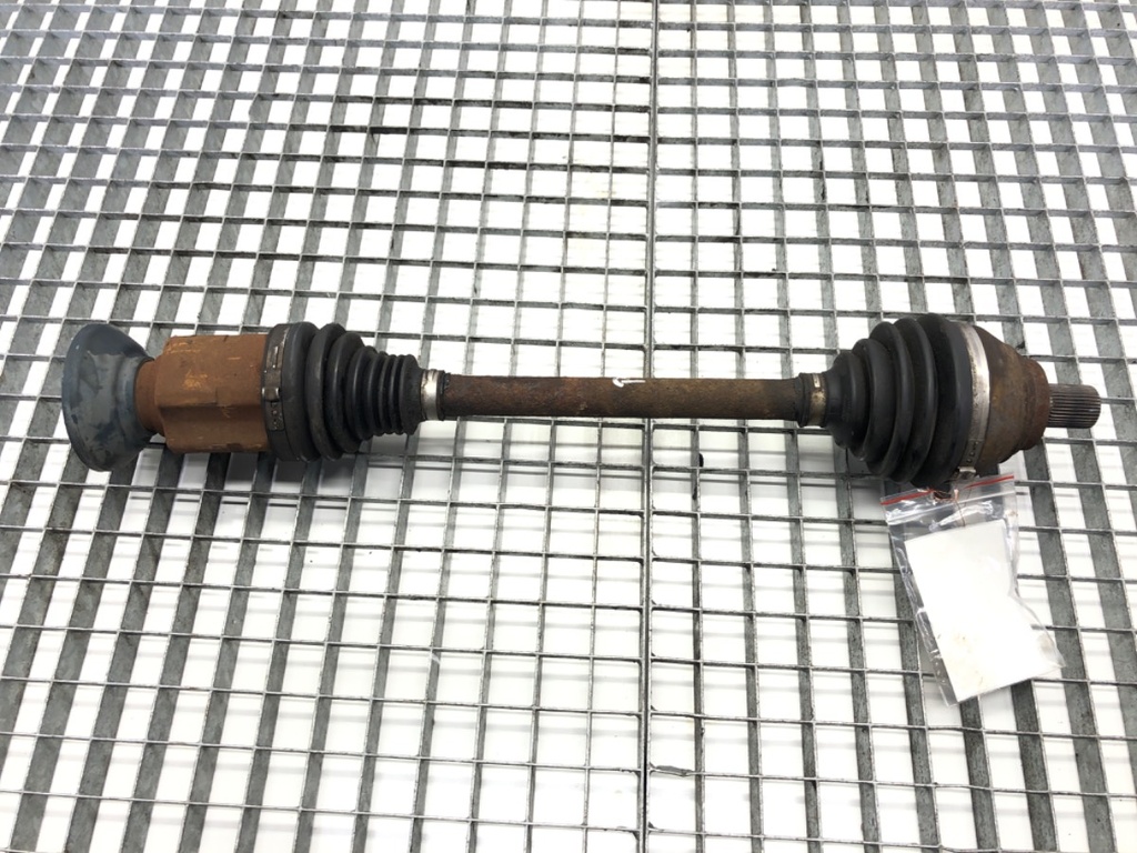 [STARK-817235] Semieje delantero derecho VW Tiguan (AD1, AX1) 2.0 TDI 4motion 2016-2020
