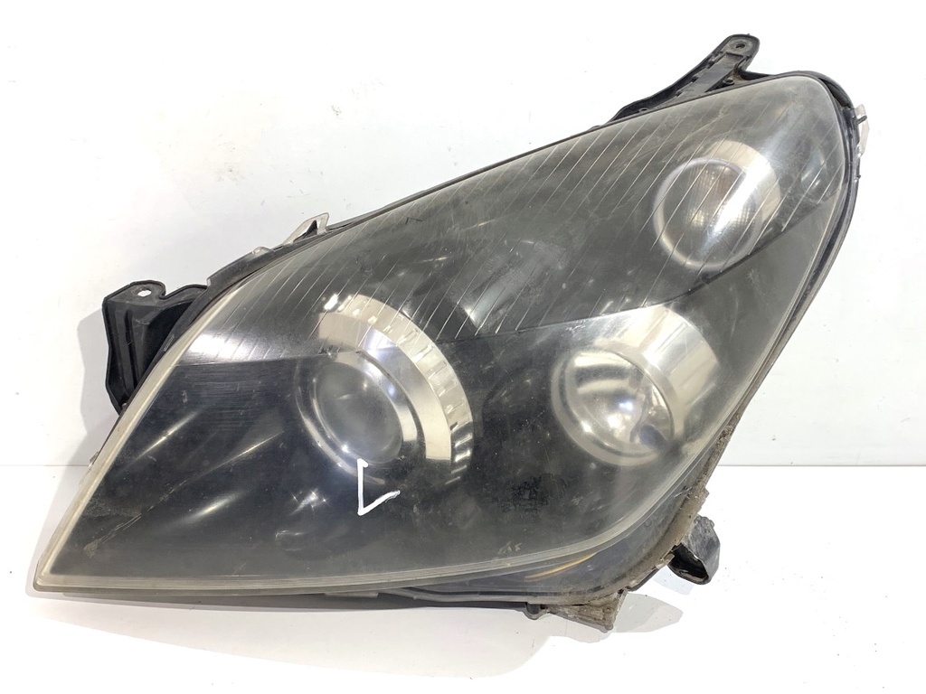 [STARK-820416] Faros delanteros izquierdos OPEL ASTRA H GTC (A04) 2.0 Turbo 125 kW 2005-2010