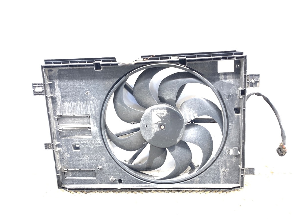 [STARK-720508] Ventilador del radiador PEUGEOT 308 SW II 1.2 THP 110 81 kW 2014-2021