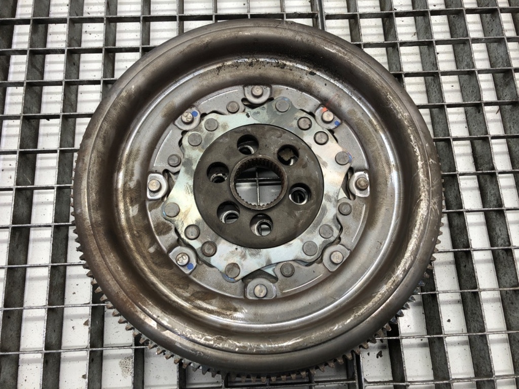 [STARK-823586] Embrague VW Passat B7 (362) 2.0 TDI 103 kW 2010-2014