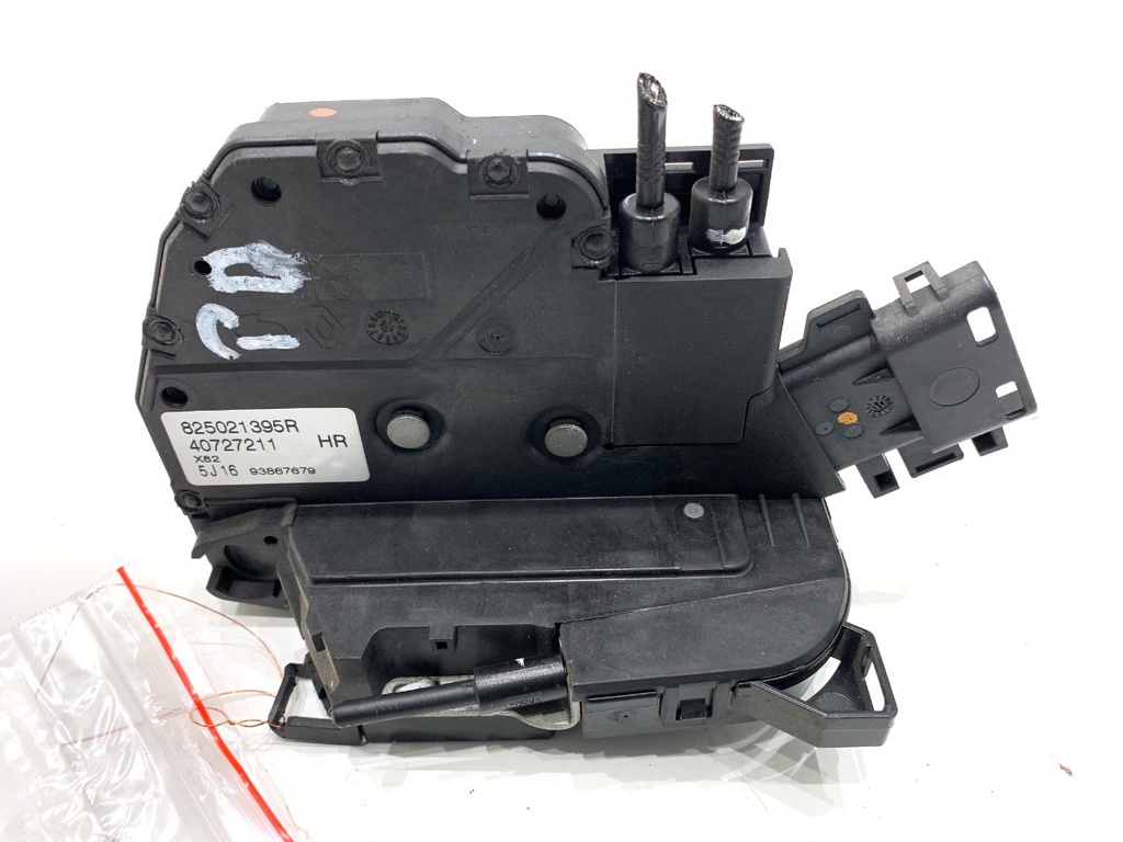 [STARK-826729] Cerradura de puerta delantera derecha Renault Trafic III Autobus (JG_) 2014-2022