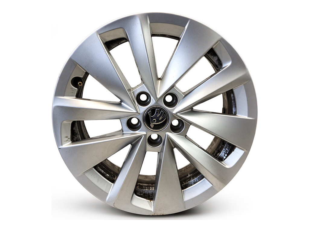 [STARK-854584] Llanta de aleación 16" SKODA