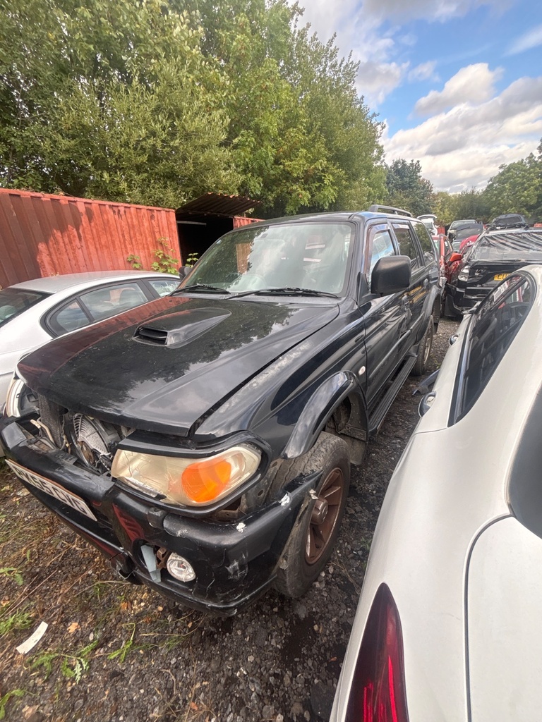 [EPE-137604] Motor de arranque Mitsubishi Pajero Sport