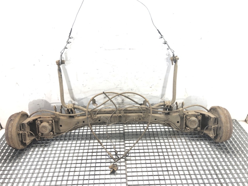 [STARK-719062] Viga trasera NISSAN NV200 1.5 dCi 90 (M20, M20M) 2010-2022