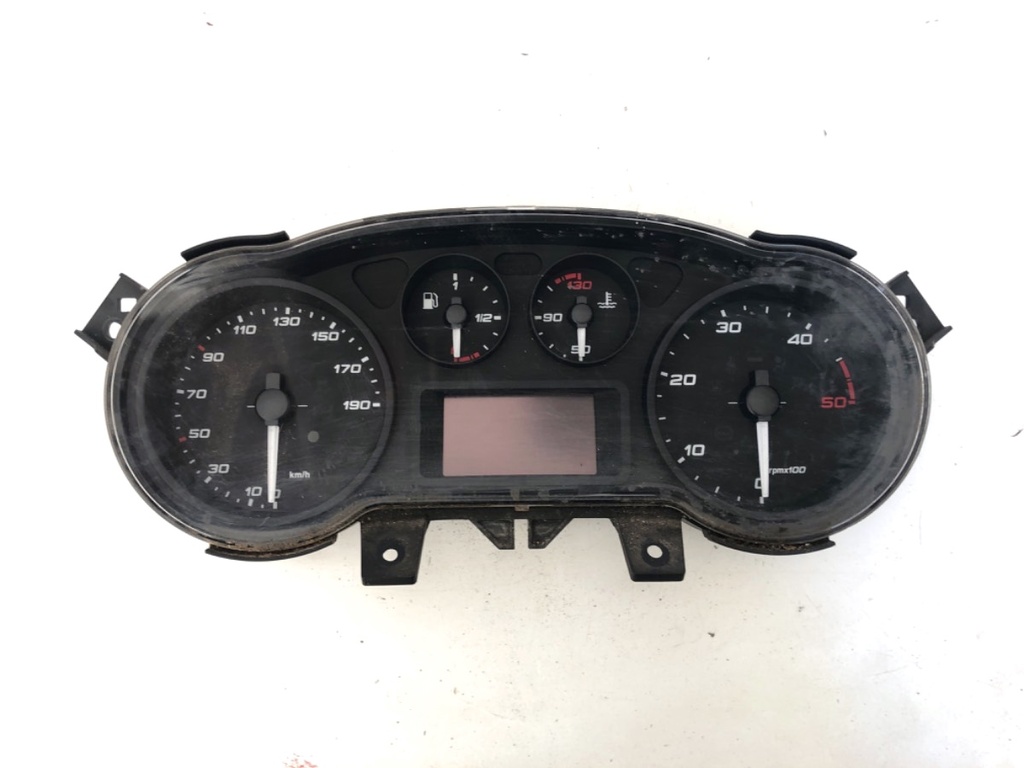 [STARK-753635] Velocímetro IVECO Daily VI Autobús 2014-2022 50C16 115 kW 156 CV