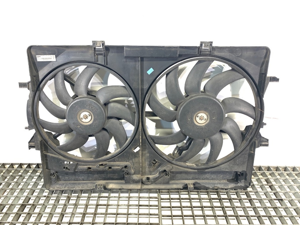[STARK-749690] Ventilador de radiador AUDI A4 B8 (8K2) 1.8 TFSI 118 kW 2007-2012