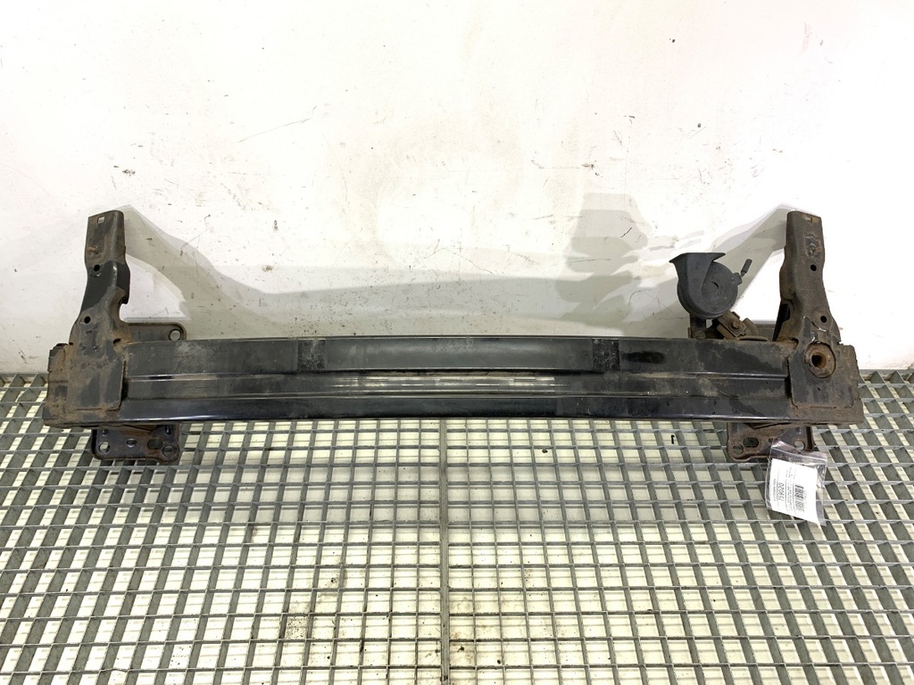 [STARK-759020] Barra de parachoques delantera KIA CEE'D (JD) 1.4 CVVT 2012-2018