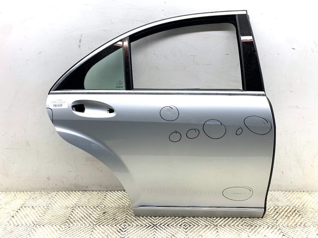 [STARK-772869] Puerta trasera derecha Mercedes-Benz Clase S (W221) 2005-2013