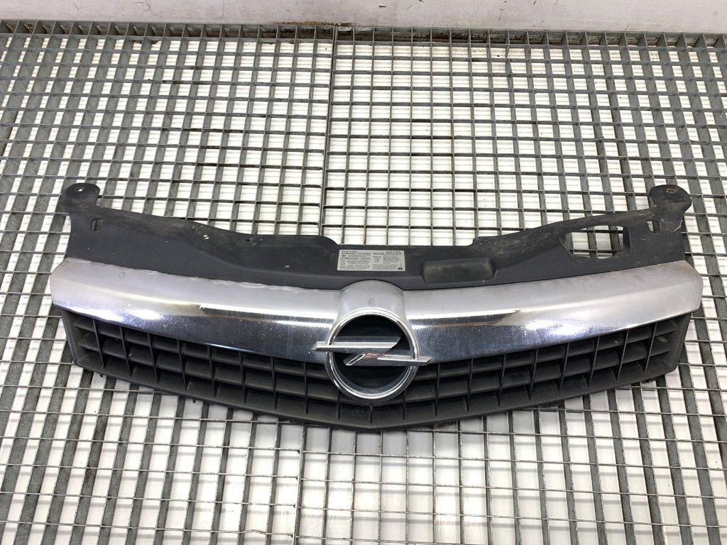 [STARK-858499] Rejilla de parachoques OPEL ASTRA H GTC (A04) 2005-2010