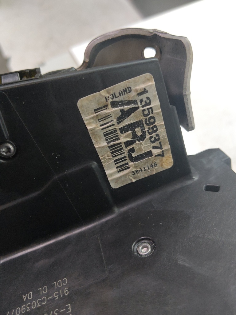 [MTD-529368] Cerradura de puerta Opel Astra K
