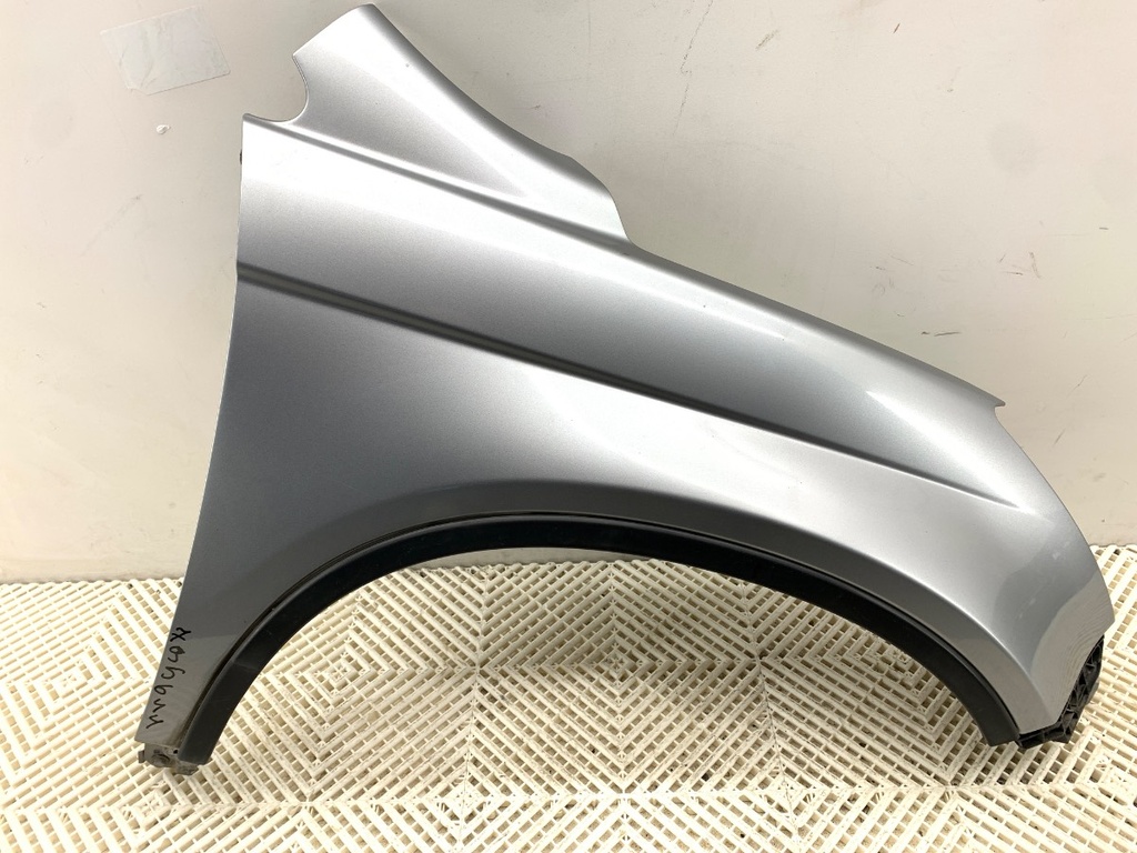 [STARK-795644] Aleta delantera derecha HONDA CR-V III (RE_) 2006-2022