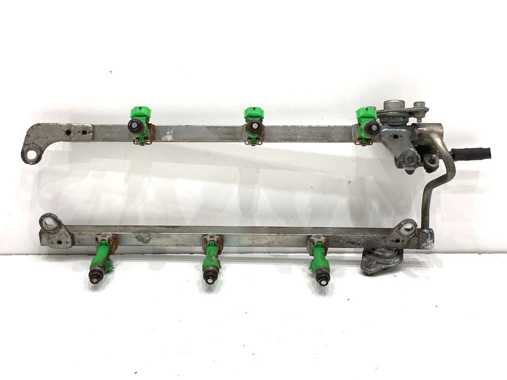 [STARK-858577] Riel de combustible INFINITI Q50 2013-2022