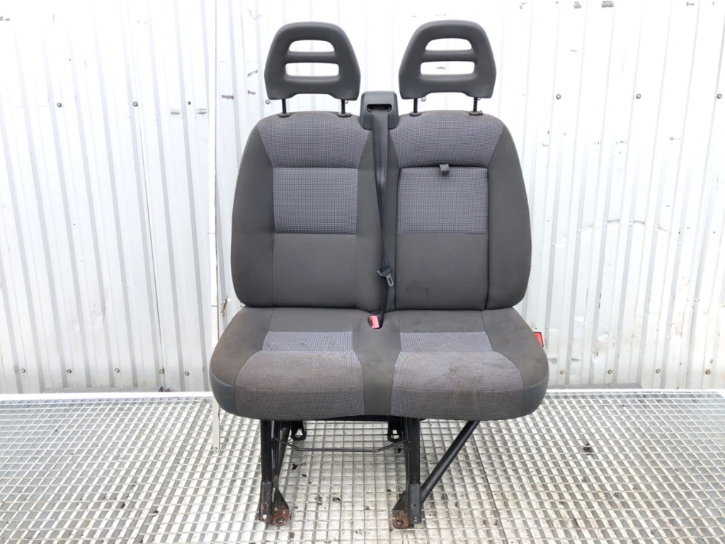 [STARK-859726] Asiento delantero derecho PEUGEOT BOXER Platforma 2006-2022