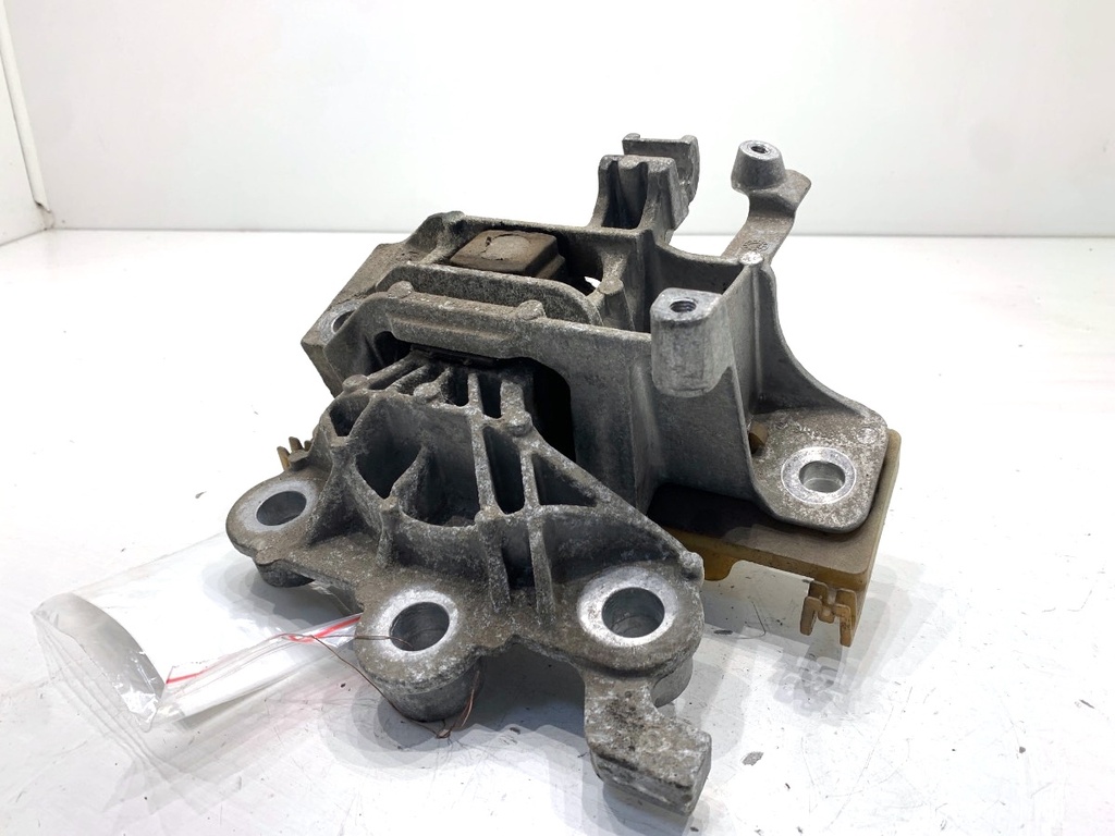 [STARK-908942] Soporte de motor izquierdo OPEL ASTRA K (B16) 1.2 Turbo 96 kW 2019-2022