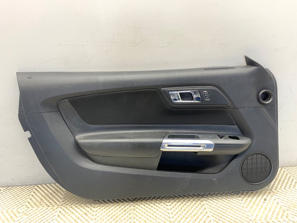 [STARK-859930] Panel de puerta delantero izquierdo Ford Mustang cupé 2014-2022