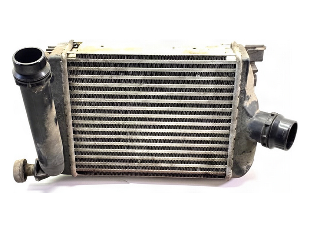 [STARK-971032] Intercooler para RENAULT Clio IV