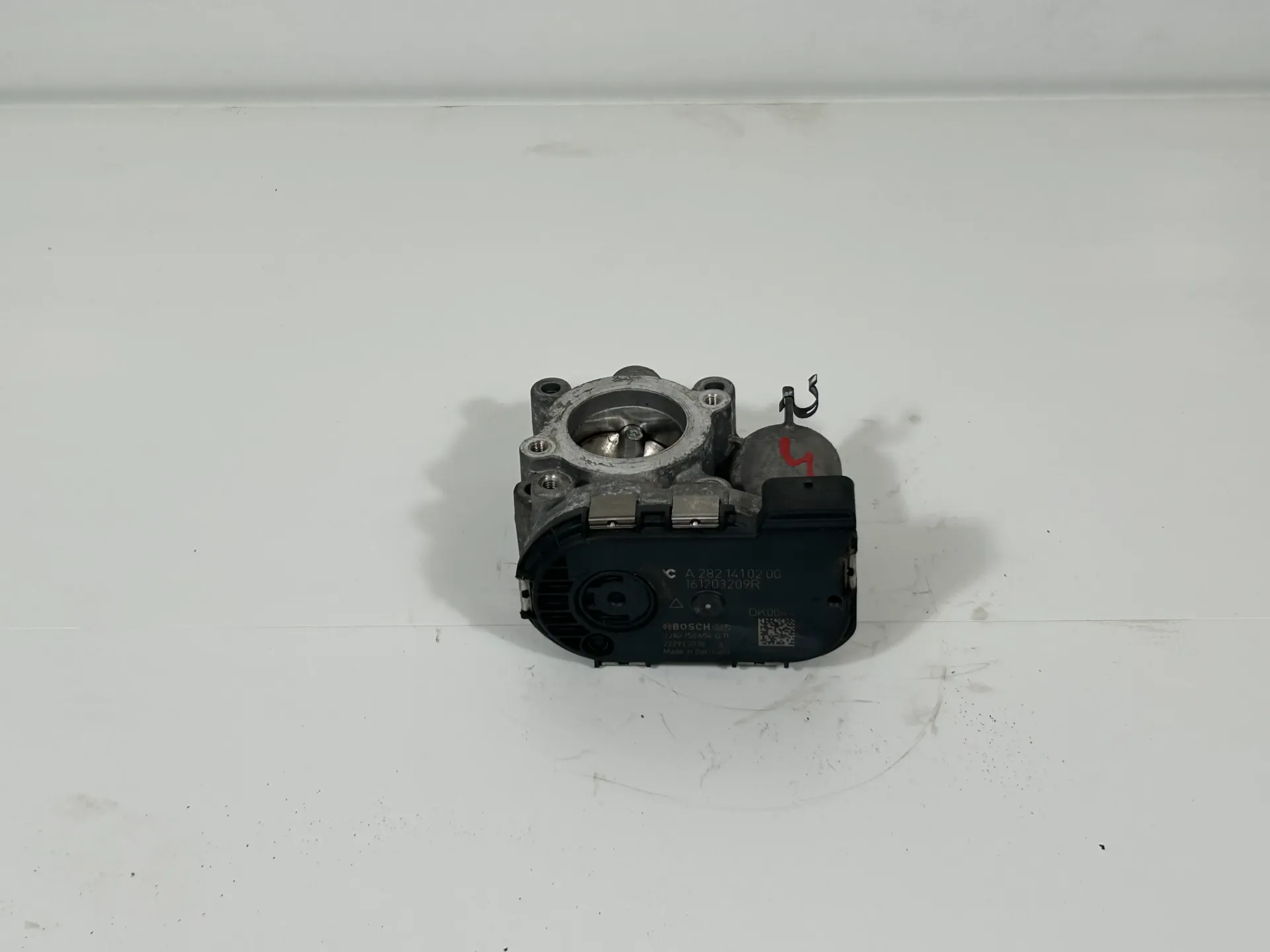 Mariposa admisión Nissan Qashqai 1.3 HR13DDT A2821410200