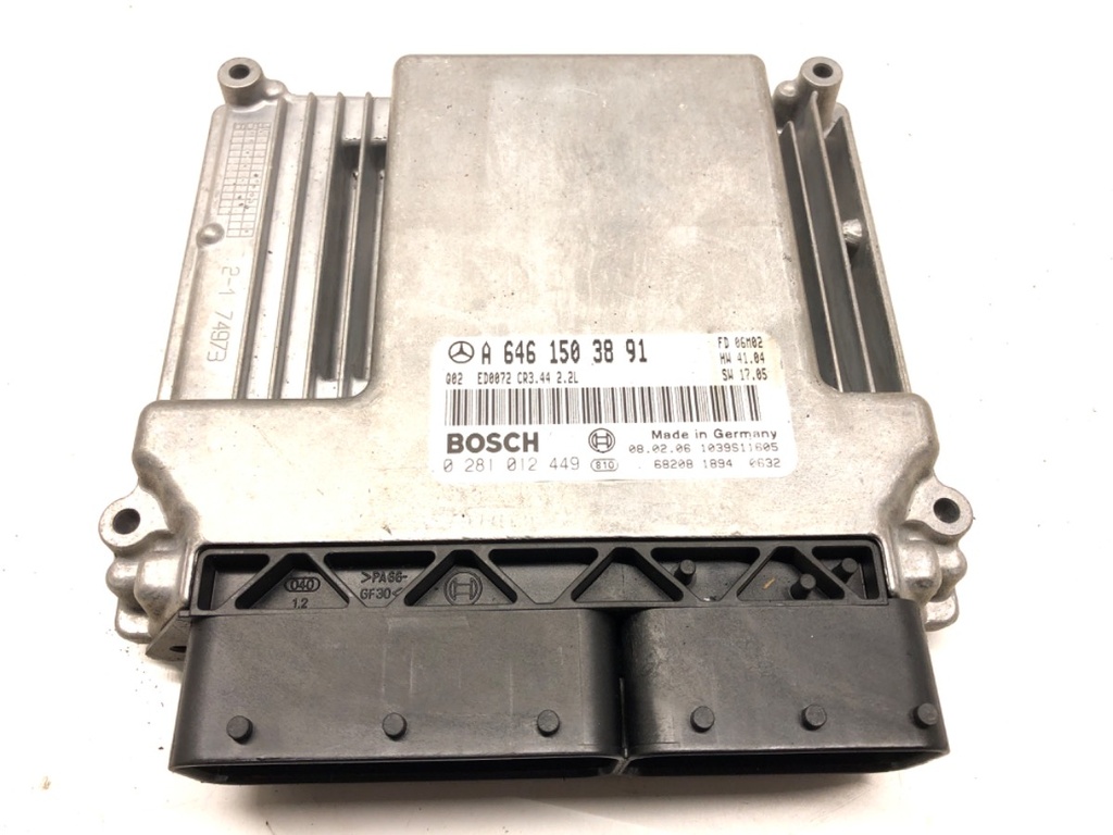 [STARK-560927] Unidad de control del motor MERCEDES-BENZ Clase C (W203) C 200 CDI 2003-2007
