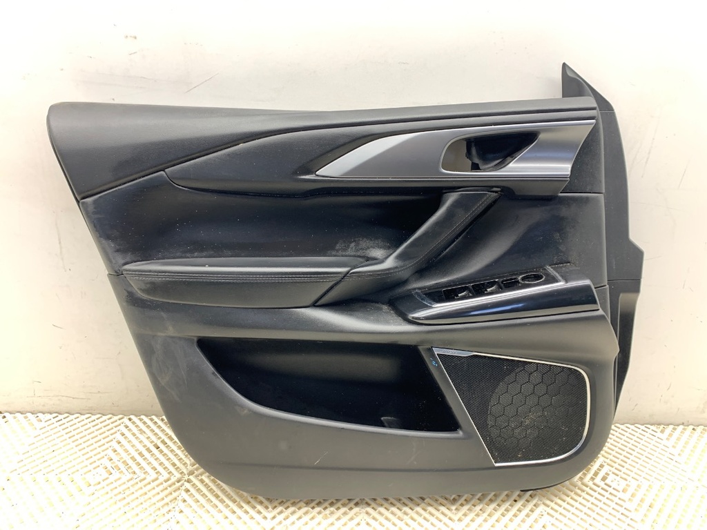 [STARK-860881] Panel de puerta delantero izquierdo Mazda CX-9 (TC) 2.5 T AWD 2016-2022