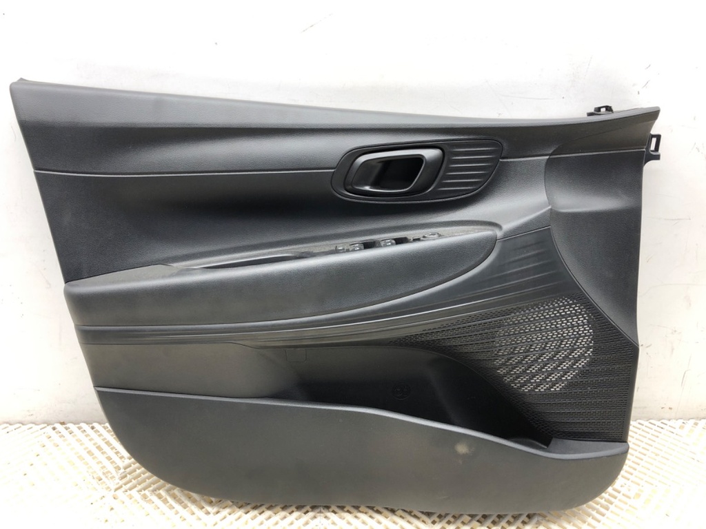 [STARK-861476] Panel de puerta delantero izquierdo HYUNDAI i20 III (BC3, BI3) 2020-2022