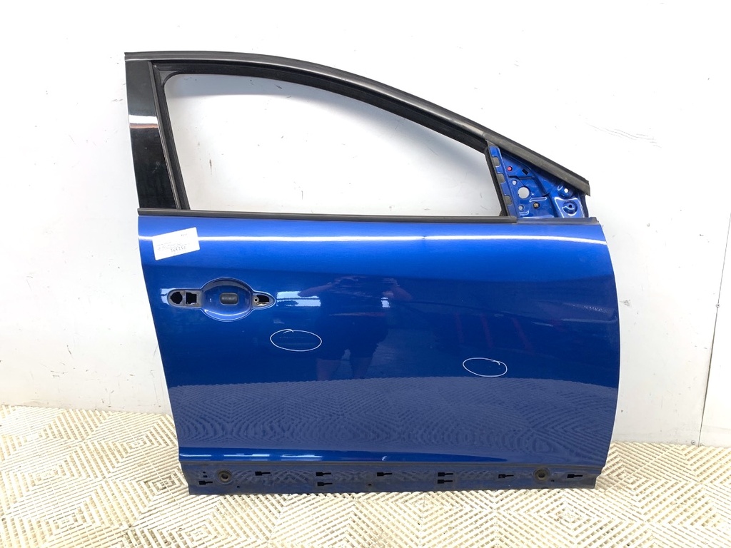 [STARK-711371] Puerta delantera derecha Renault Megane III Grandtour 2008-2022
