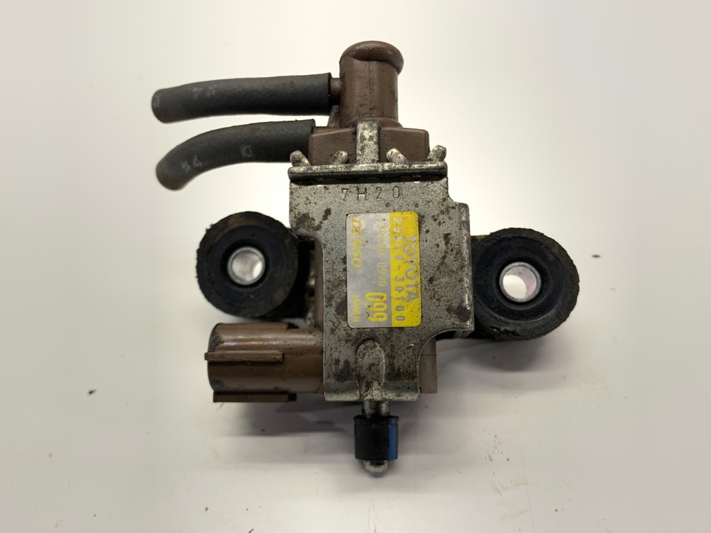 [STARK-862279] Válvula de vacío Toyota Land Cruiser Prado (_J12_) 2002-2010 3.0 D-4D