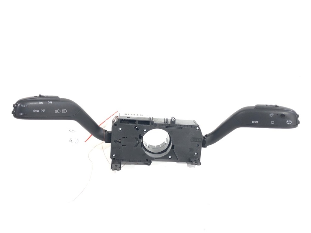 [STARK-770333] Combinado de luces SKODA FABIA II (542) 1.4 gasolina 2007-2014