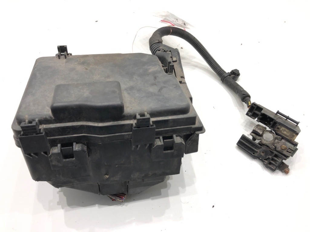 [STARK-880945] Caja de fusibles HONDA CIVIC VIII Hatchback (FN, FK) 1.4 (FK1, FN4) 73 kW 2008-2022