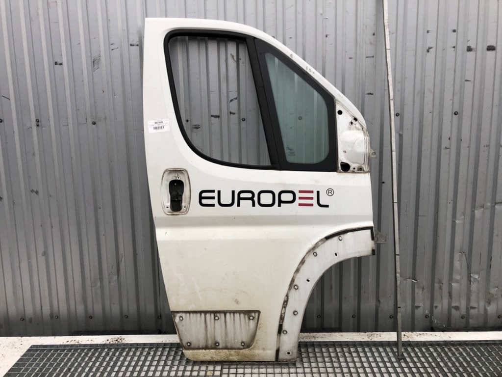 [STARK-862328] Puerta delantera derecha PEUGEOT BOXER Autobus 2005-2022