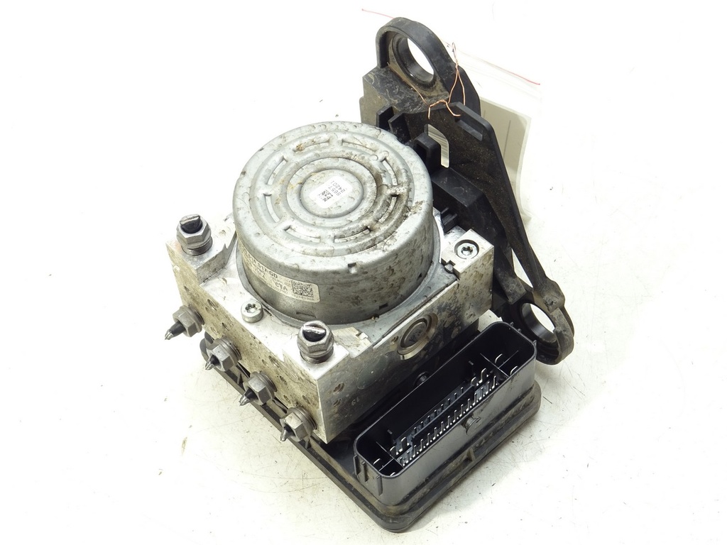 [STARK-411638] Bomba ABS SKODA SUPERB III Kombi (3V5) 2.0 TDI 110 kW 2015-2022
