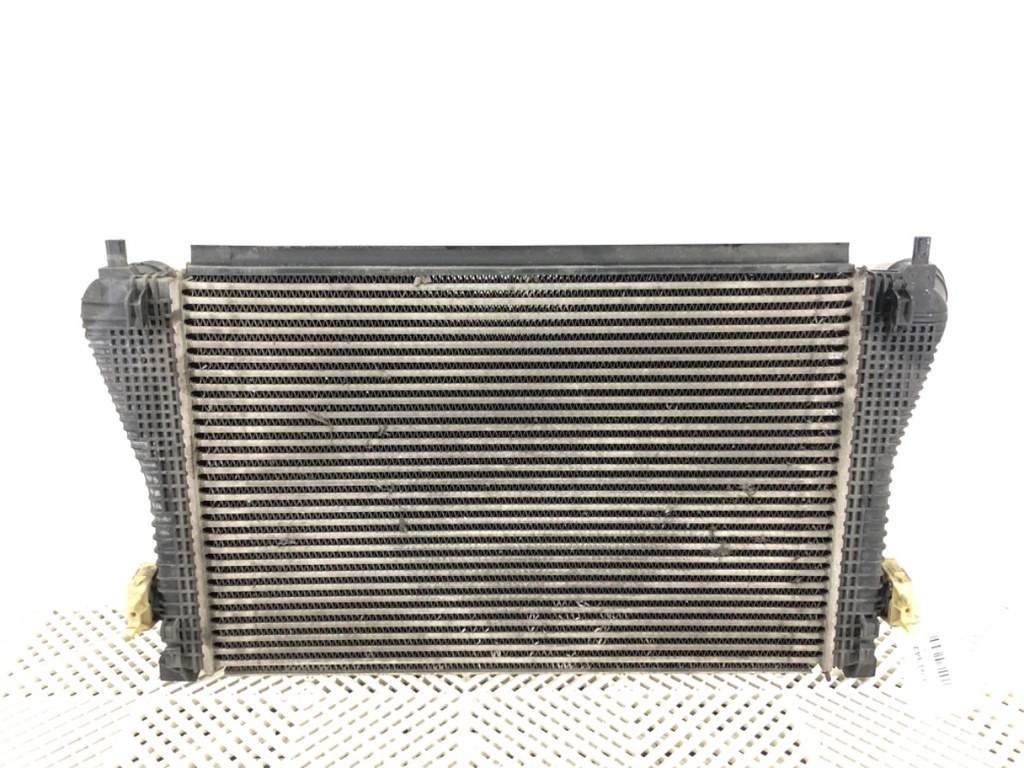 [STARK-691347] Intercooler VW Passat B8 (3G2, CB2) 1.8 TSI 2015-2022