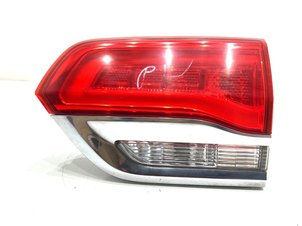 [STARK-862853] Piloto trasero derecho JEEP Grand Cherokee IV (WK, WK2) 2010-2022