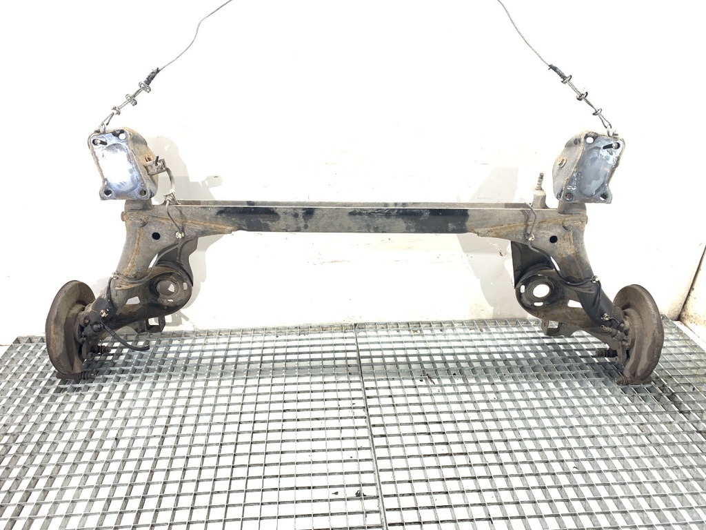 [STARK-765833] Eje trasero SKODA Rapid (NH3, NK3, NK6) 2012-2022