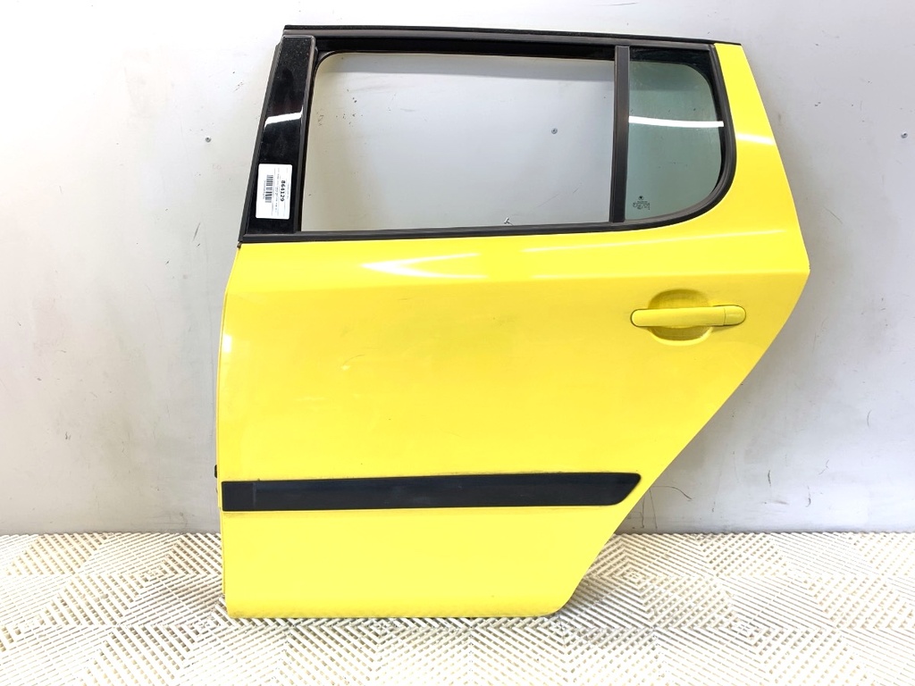 [STARK-864129] Puerta trasera izquierda SKODA FABIA II (542) 1.9 TDI 2006-2014