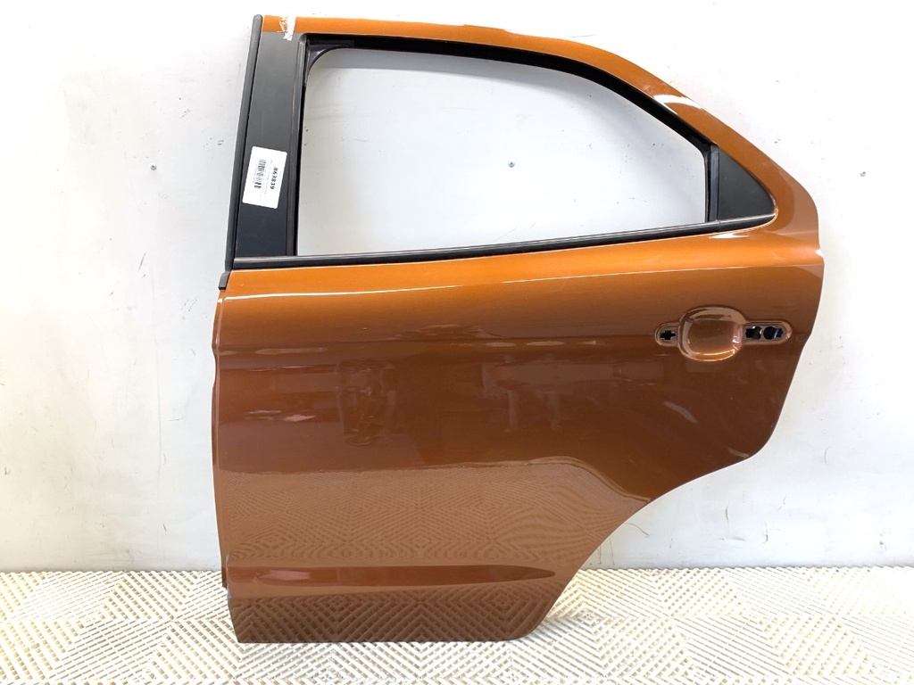 [STARK-863839] Puerta trasera izquierda Ford KA+ III (UK, FK) 1.2 63 kW 85 CV 2018-2022